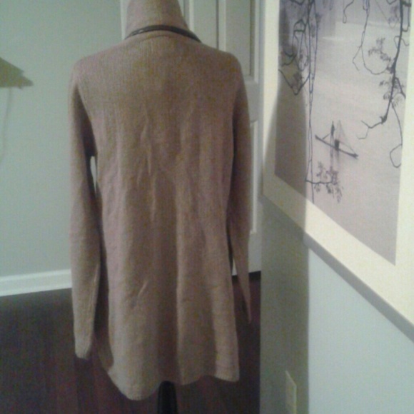 Tan Cardigan - Picture 5 of 8